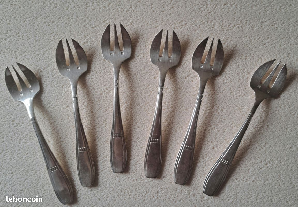 6 fourchettes à huîtres en métal argenté Joseph Buisson Orbrille Art Déco (image 1)