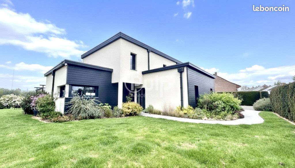 Maison 8 pièces 266 m² · à Bouvigny-Boyeffles · 266 m² · 615 000 €