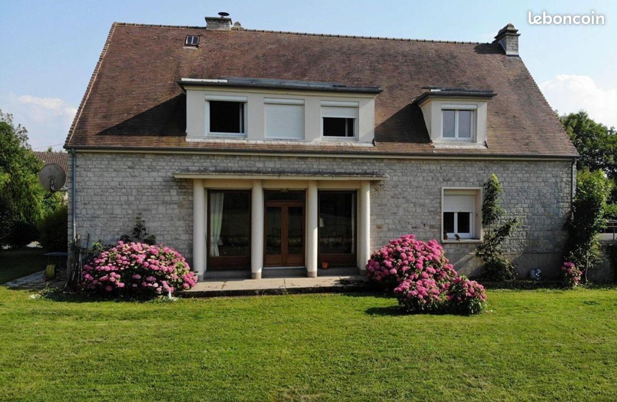 Maison 6 pièces 202 m² · à La Meauffe · 202 m² · 312 000 €