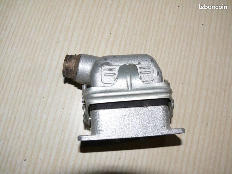 (🔌6) Connecteurs Harting 6P+T 16A (image 7)