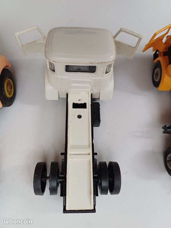 Camion NOREV Saviem Benne à Ordures SG4 N°101 - Miniature, Vert, Occasion