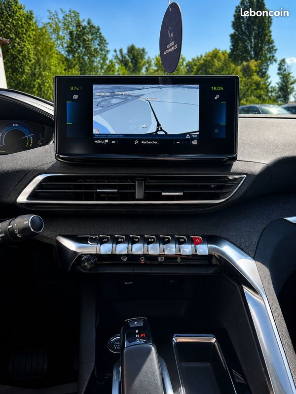 Peugeot 3008 hybrid 225 E-EAT8 Allure Pack 4 (image 17)