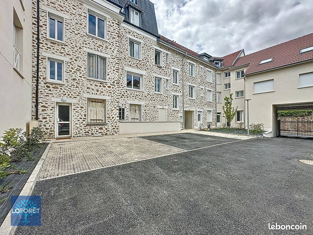 Appartement 4 pièces 64 m² · à Brétigny-sur-Orge · 64 m² · 156 000 €