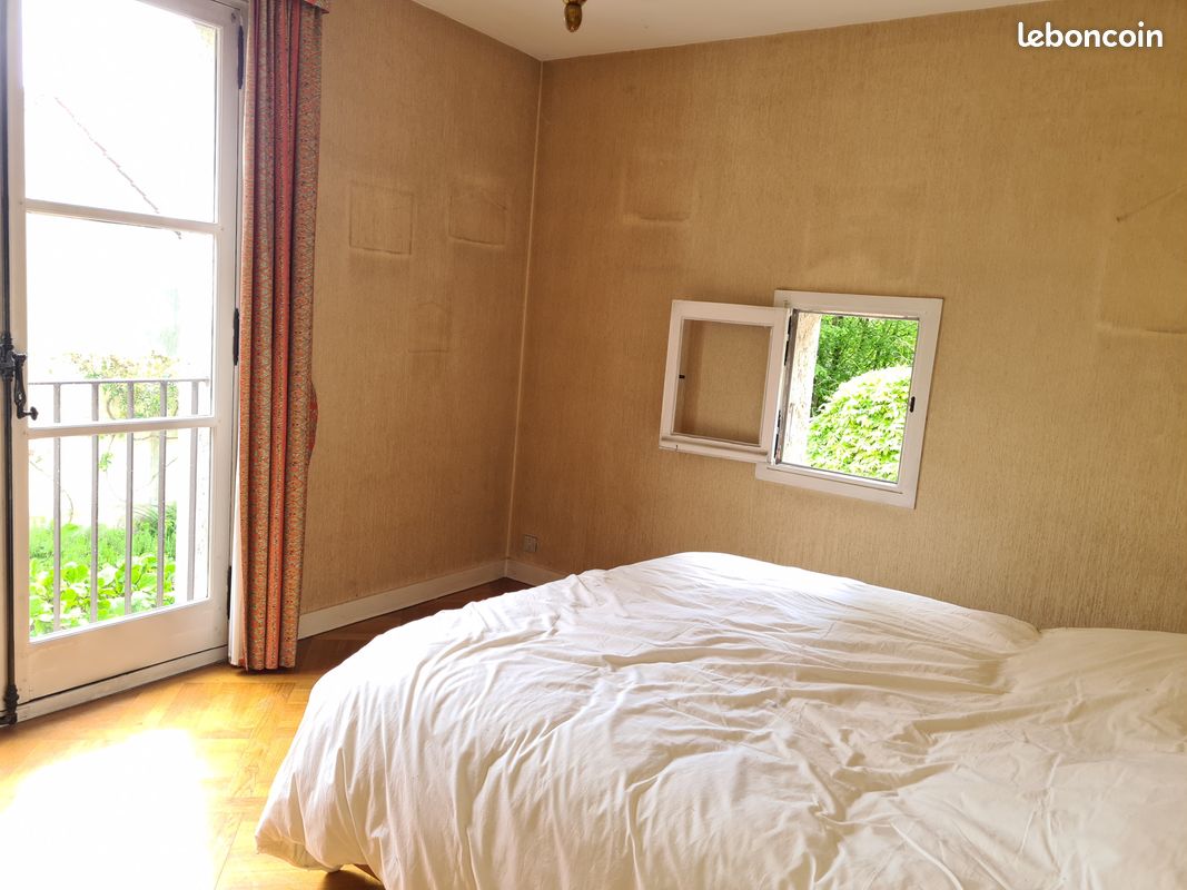 Propriété 13 pièces 341 m² (image 15)