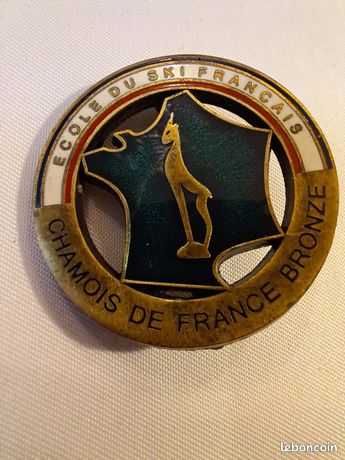 Insigne Ecole Du Ski Français - Chamois De France, Bronze, Métal Et Cuir