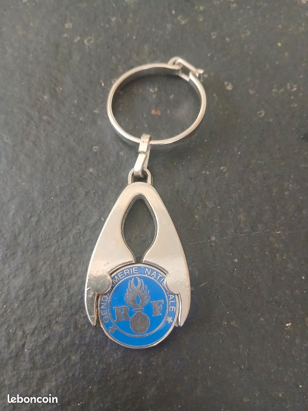 A L’unité ou lot 5 porte-clés de la Gendarmerie Nationale (image 5)