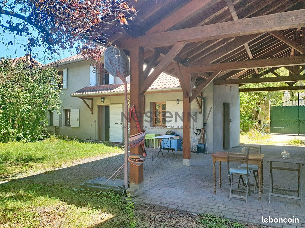 Maison 6 pièces 157 m² · à Crémieu · 157 m² · 445 000 €