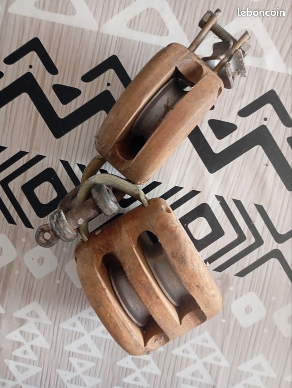 Vends poulies en bois et métal (image 3)