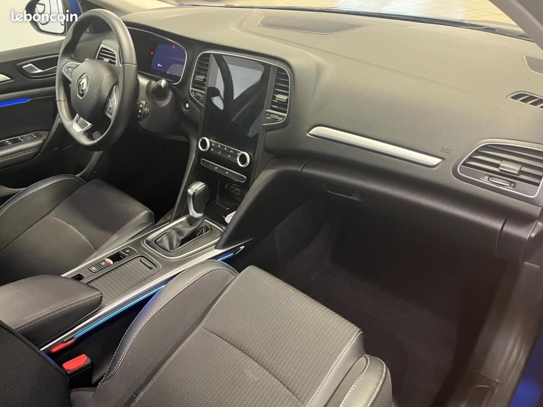 Renault Mégane IV BERLINE Blue dCi 115 EDC - 21N Intens (image 10)