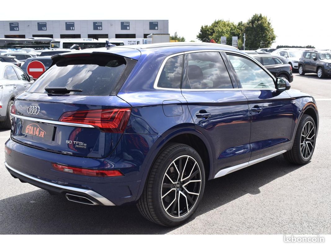 AUDI Q5 50 TFSIe 299 S tronic 7 Quattro S line (image 2)