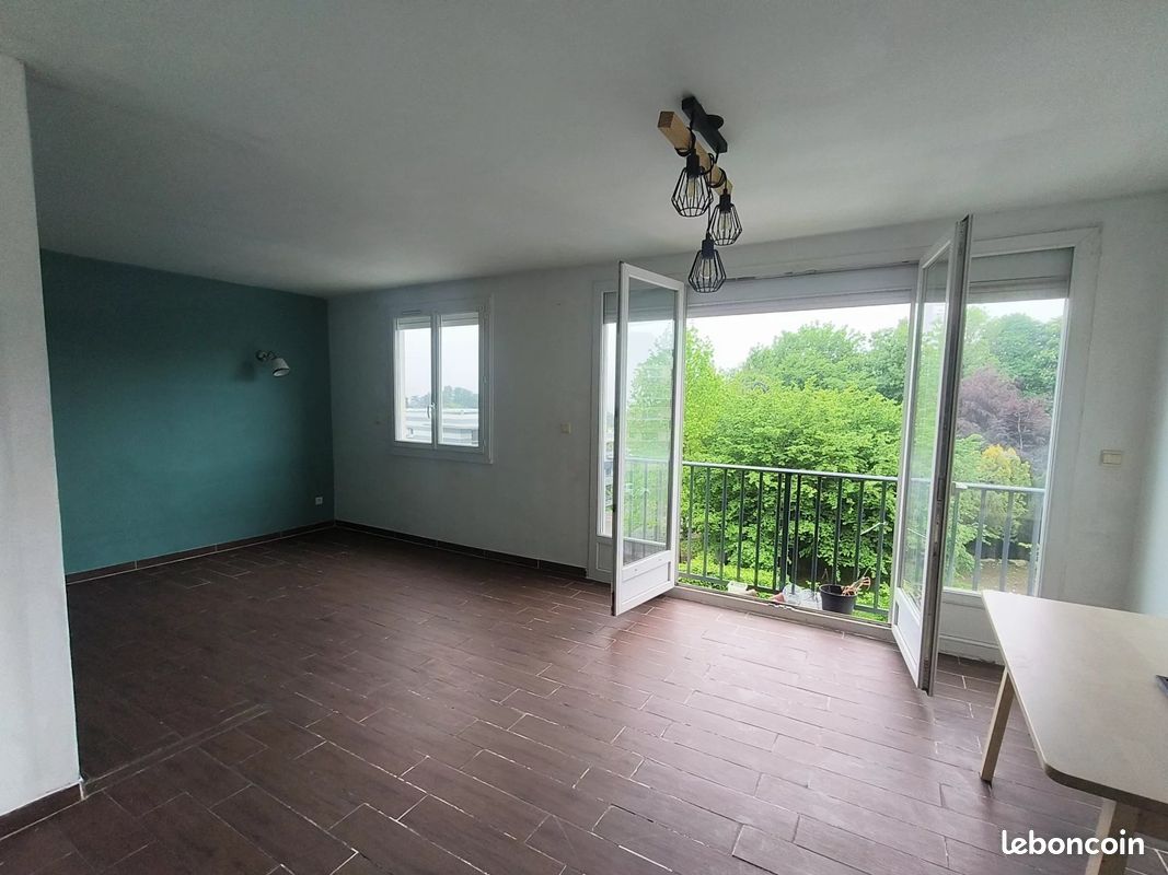 Appartement 74 m² · à Mont-Saint-Aignan · 74 m² · 135 900 €