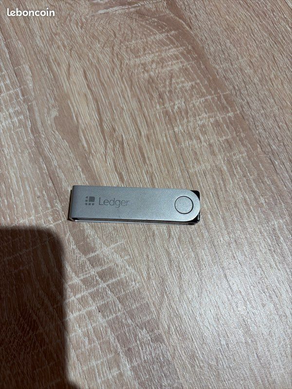 Ledger nano x (image 1)