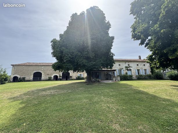 Propriété 12 pièces 300 m²