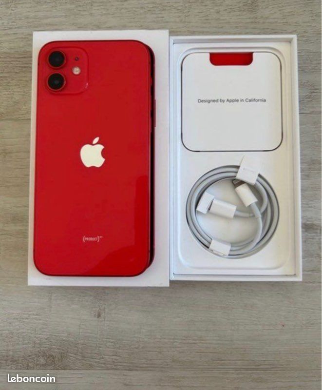 IPhone 12 rouge (image 1)