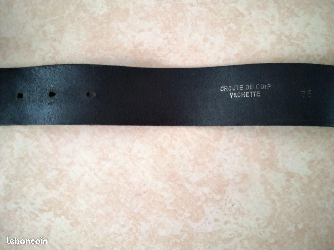 Ceinture femme cuir noir, grande boucle métal, tbe (image 3)