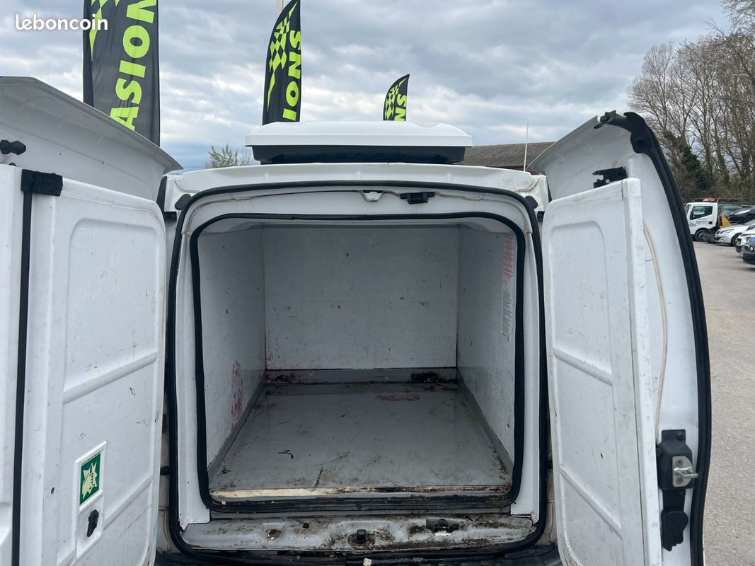 Renault KANGOO II FRIGO 1.5 DCI (image 8)