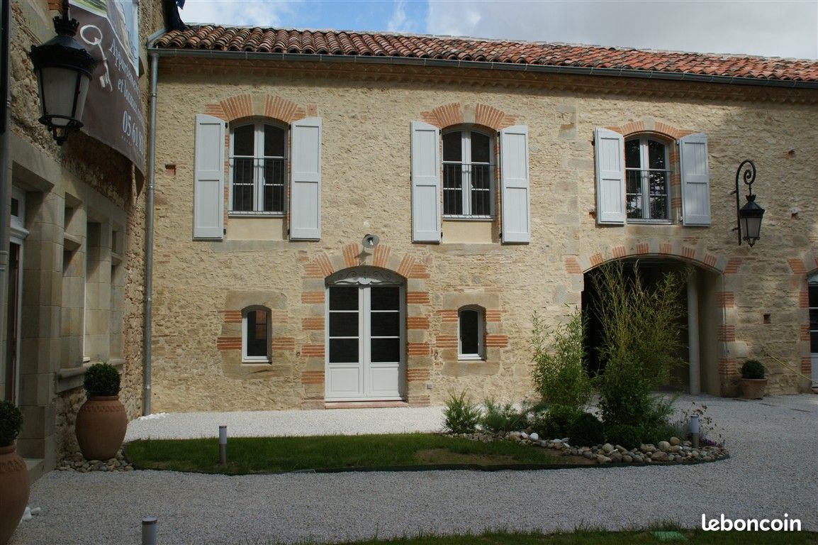 Appartement 4 pièces 95 m² · à Auriac-sur-Vendinelle · 95 m² · 920 €/mois