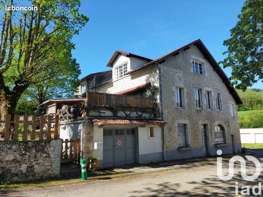 Maison 6 pièces 180 m² · à Lanzac · 180 m² · 220 000 €