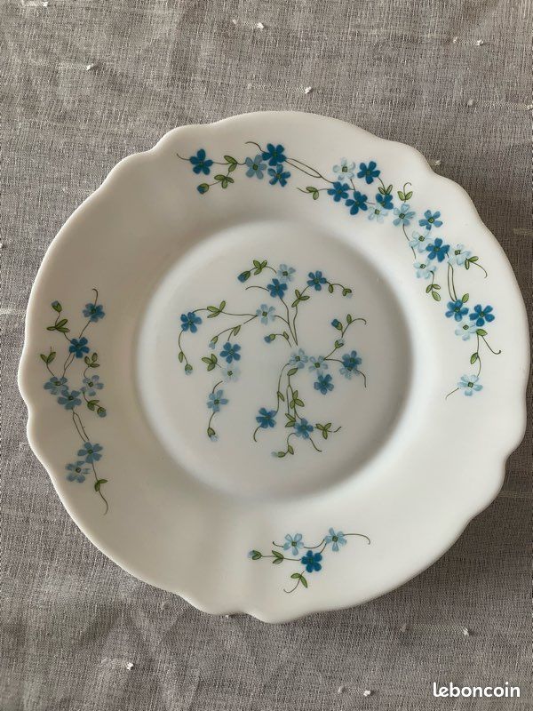 4 assiettes à dessert/entrée Arcopal - Modèle Veronica/Myosotis (image 2)