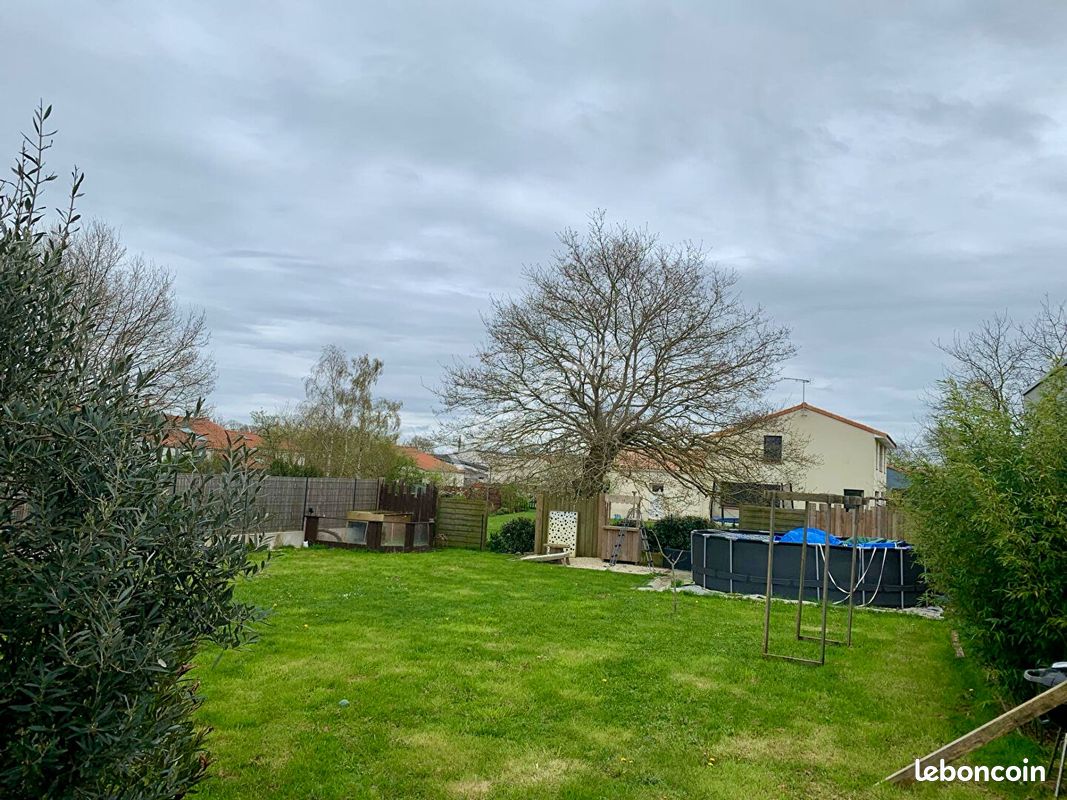 Maison 5 pièces 97 m² - Saint-Pierre-des-Échaubrognes 79700 (image principale 6)