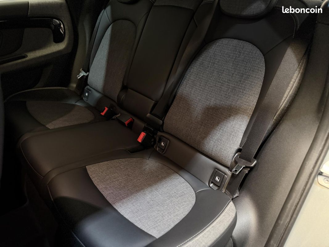 MINI COUNTRYMAN 1.5 Hybride 220 BVA F60 Cooper SE e-All4 Business DesigN - RÉVISÉ & GARANTIE 12 MO (image 19)