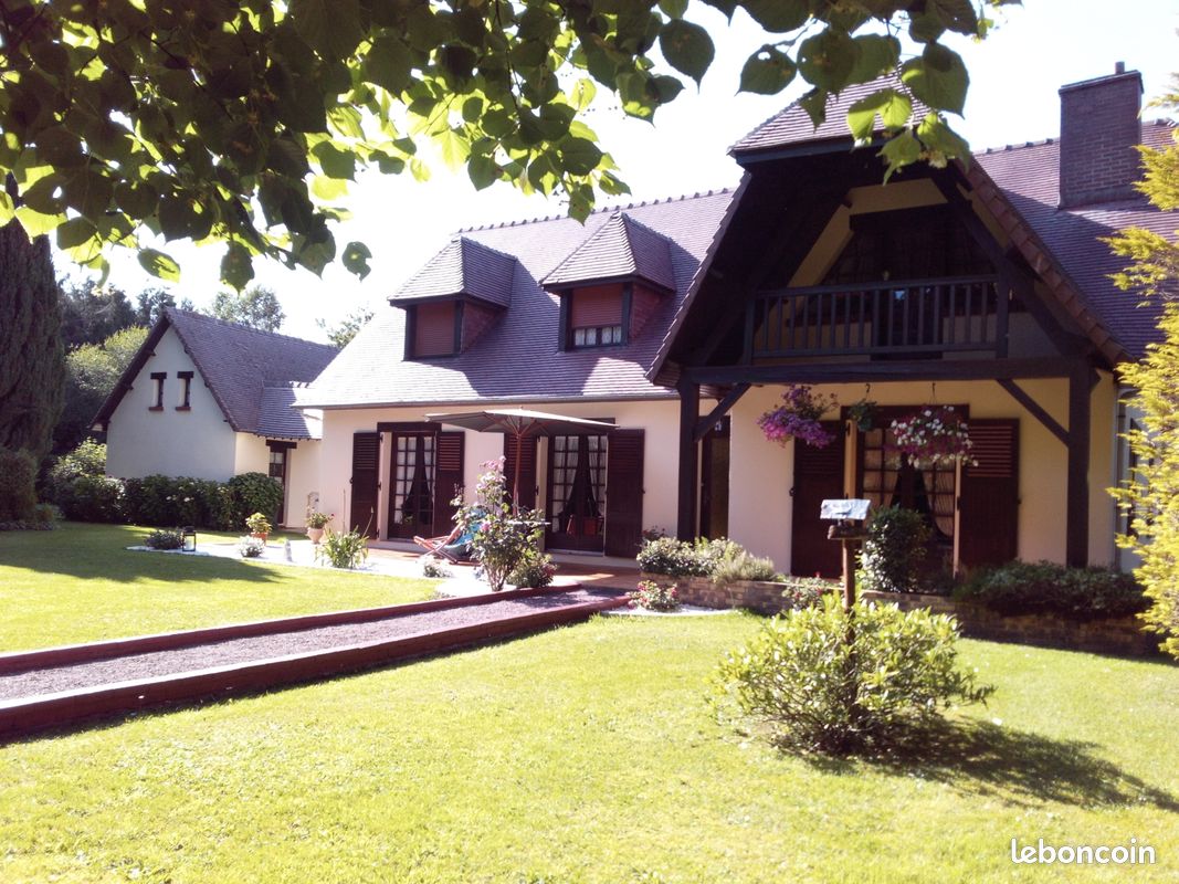 Maison 8 pièces 179 m² · à Noues de Sienne · 179 m² · 289 000 €