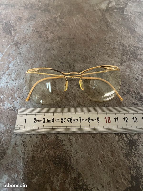 LUNETTE VINTAGE LUXOTTICA Or GEP Gold 18k small rouge brille NOS occhiali gafas EUR 175,00 - FR LUNETTE VINTAGE LUXOTTICA Or GEP Gold 18k small rouge brille NOS occhiali gafas EUR 175,00 - FR