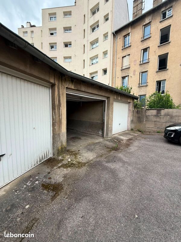 Parking/box NANCY · 85 €/mois