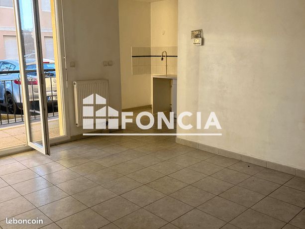Studio 1 pièce 27 m²