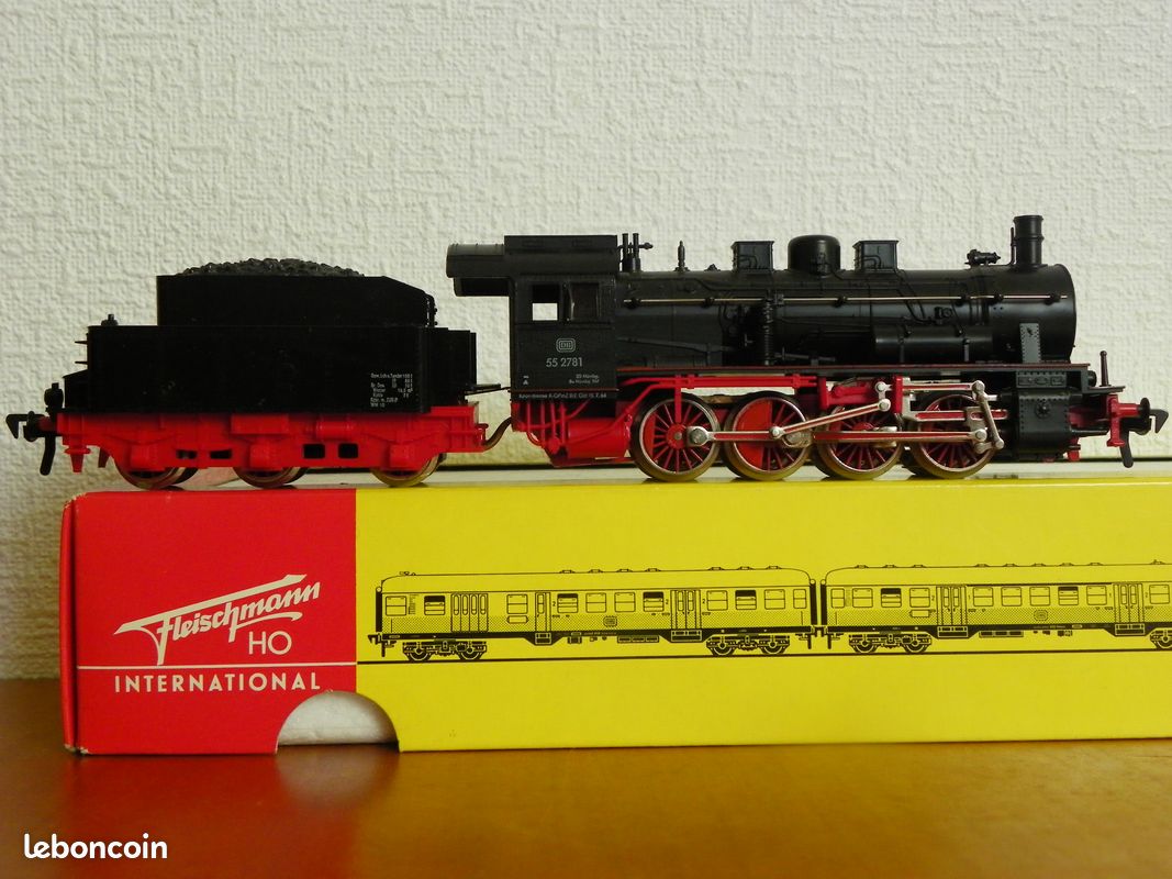 Locomotive Électrique Fleischmann N°4330 HO - Époque 2 - Vert DB - Quasi Neuve - Analogique