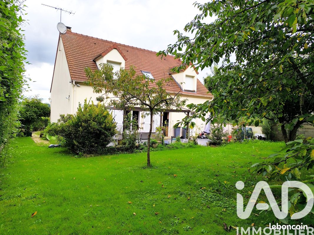 Maison 7 pièces 185 m² · à Montévrain · 185 m² · 550 000 €