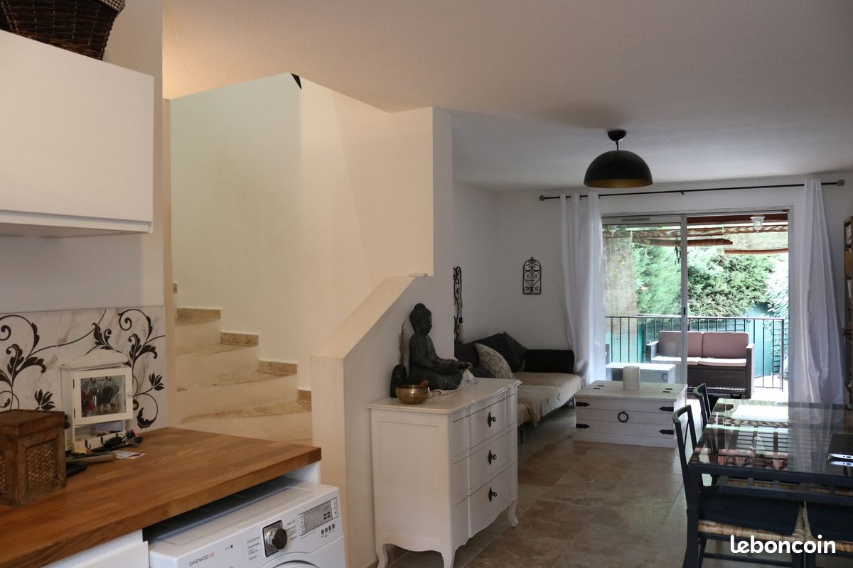 Maison 3 pièces 70 m² · à Fréjus · 70 m² · 300 000 €