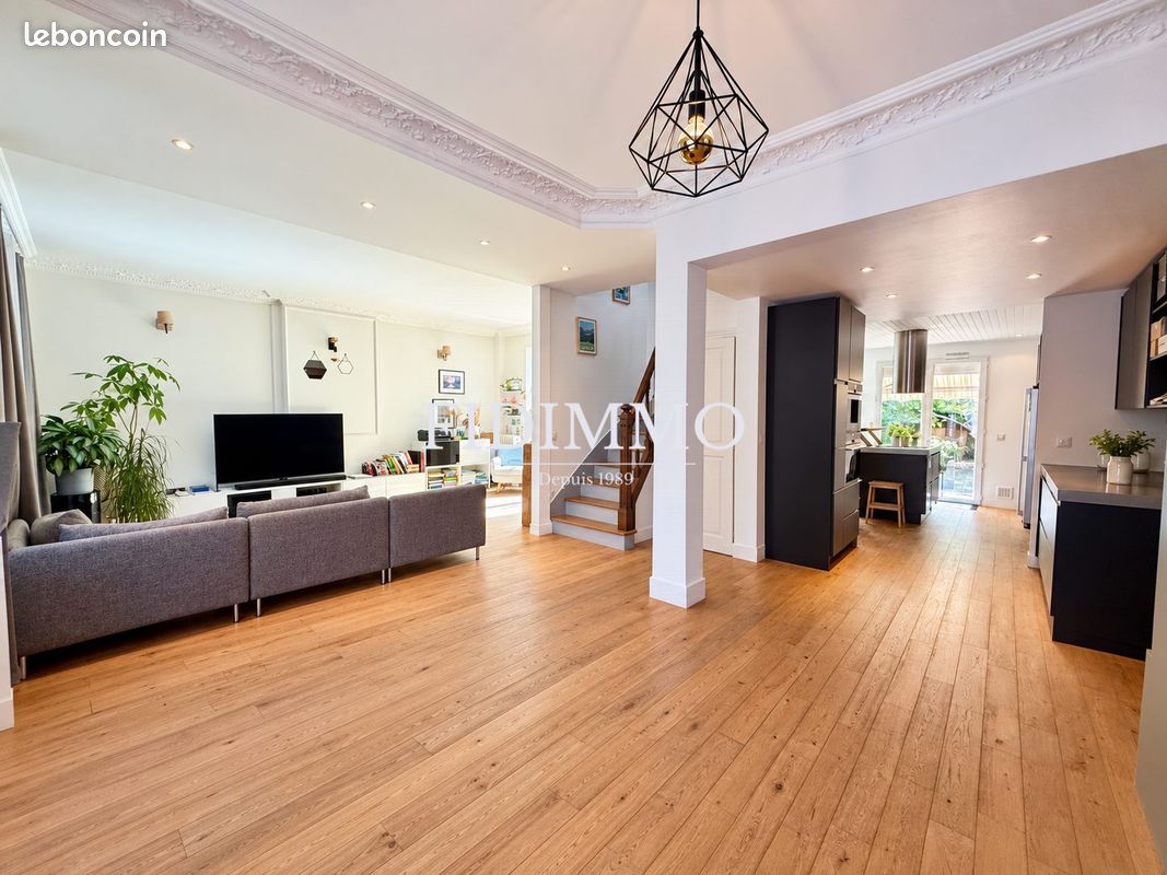 Maison 7 pièces 195 m² · à Chennevières-sur-Marne · 195 m² · 730 000 €