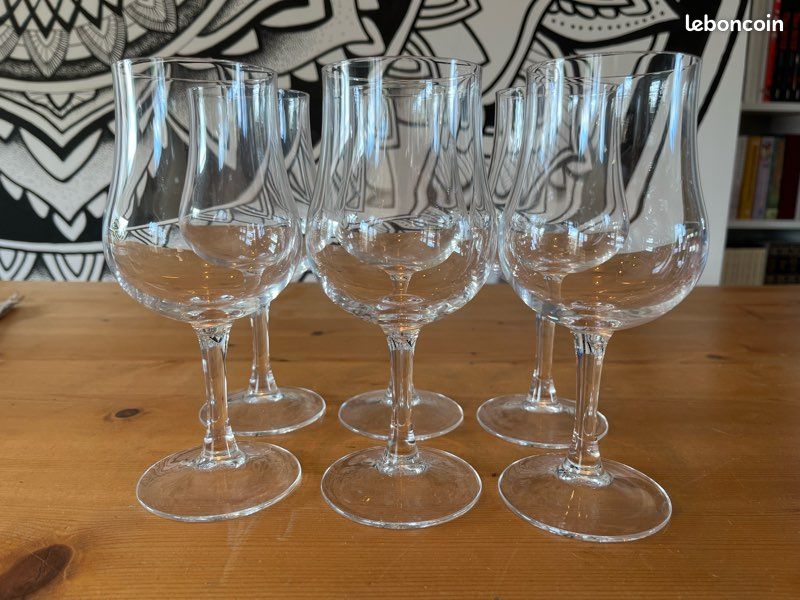 Verres à vin (image 2)