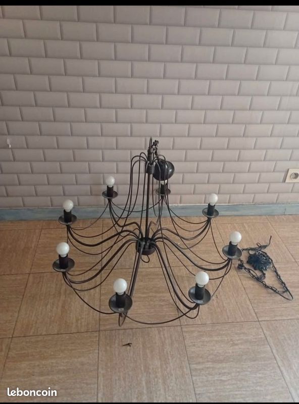 Lustre en fer (image 1)