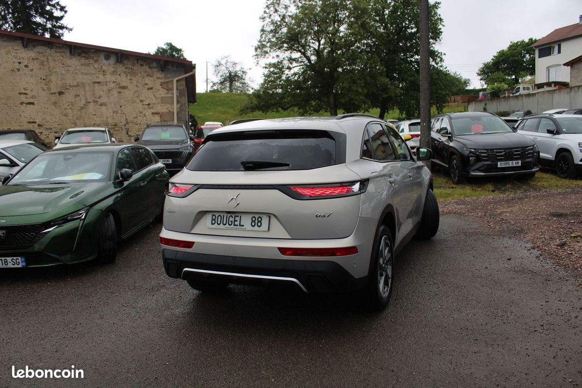 Ds DS 7 CROSSBACK II BASTILLE HDI 130 CV GPS 3D CAMÉRA USB JA 19 I-COKPIT FULL LED BOITE AUTO EAT-8 (image 2)