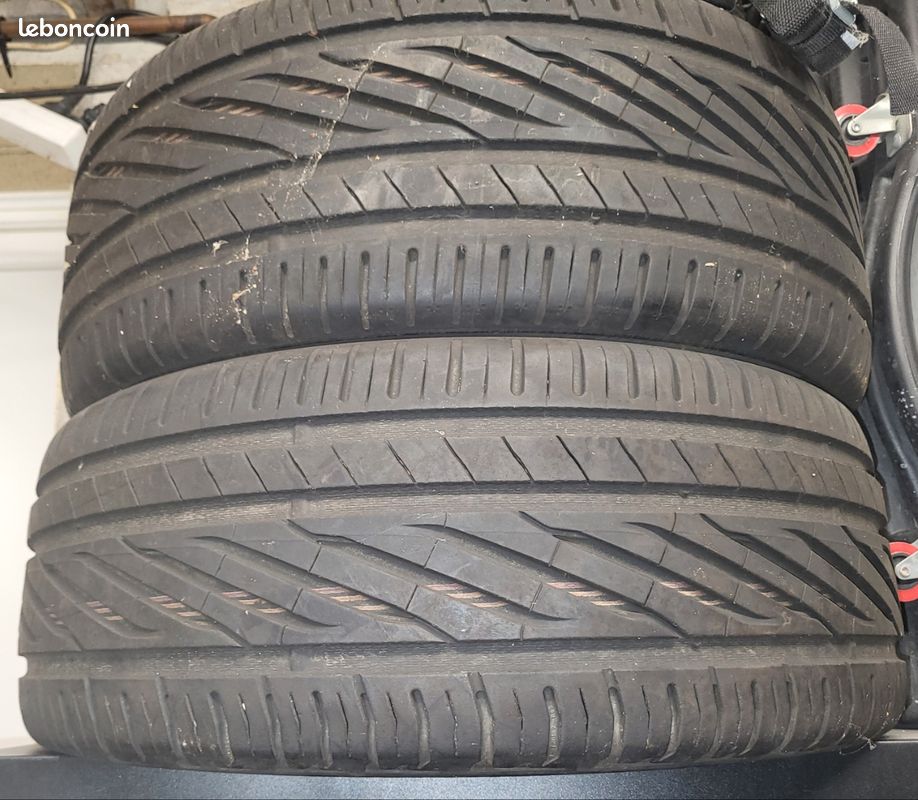 2 pneu Uniroyal rainsport 245 45 r19 102Y XL (image 1)
