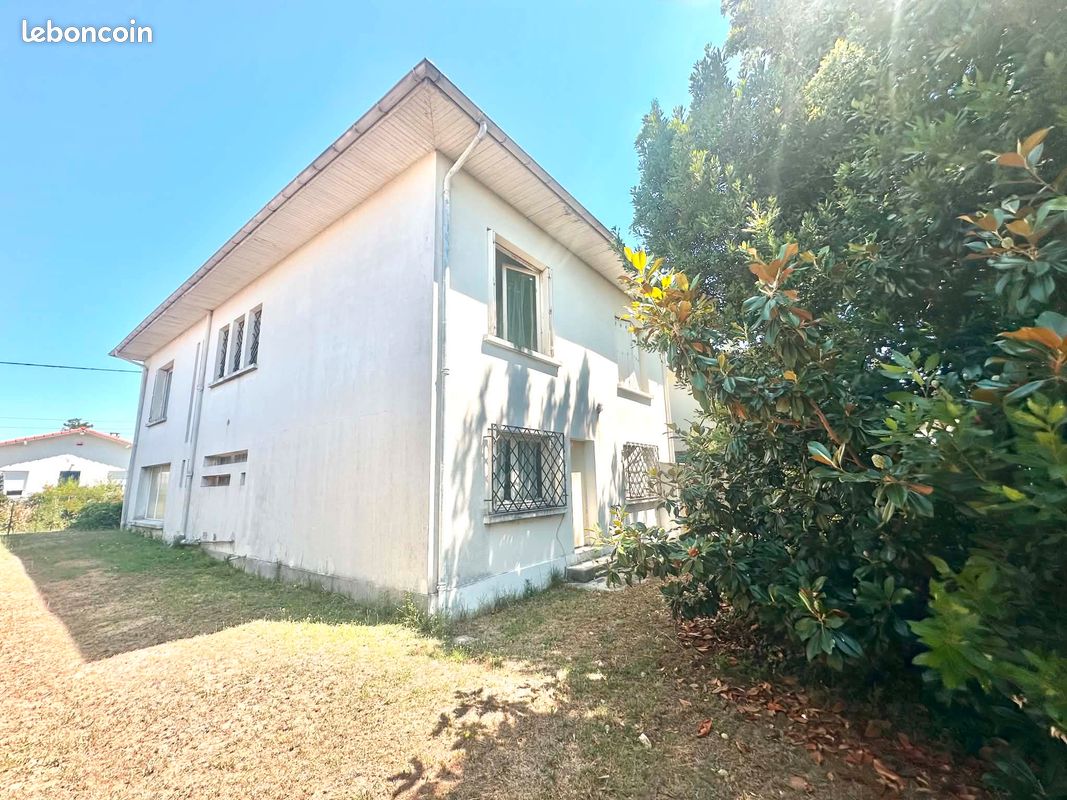 Maison 7 pièces 160 m² · à Gujan-Mestras · 160 m² · 439 000 €