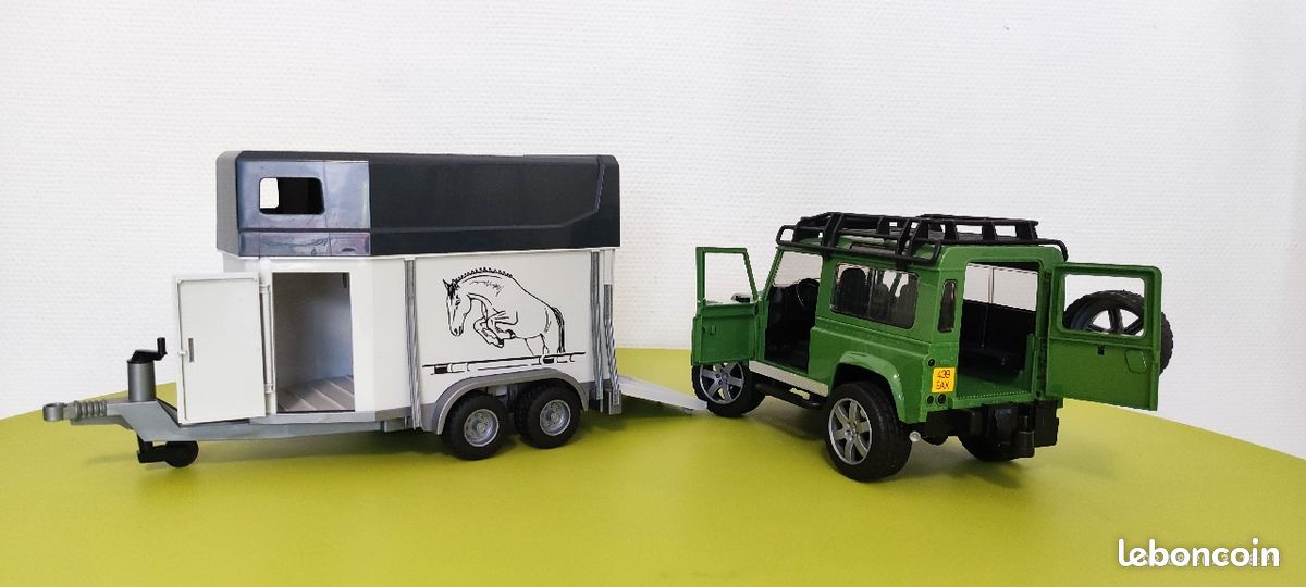 Bruder 4x4 équipé de son Van (image 2)
