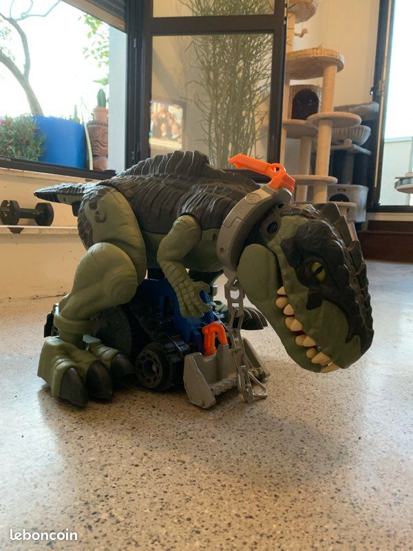 Gros dinosaure avec bruitages sonores (image 2)