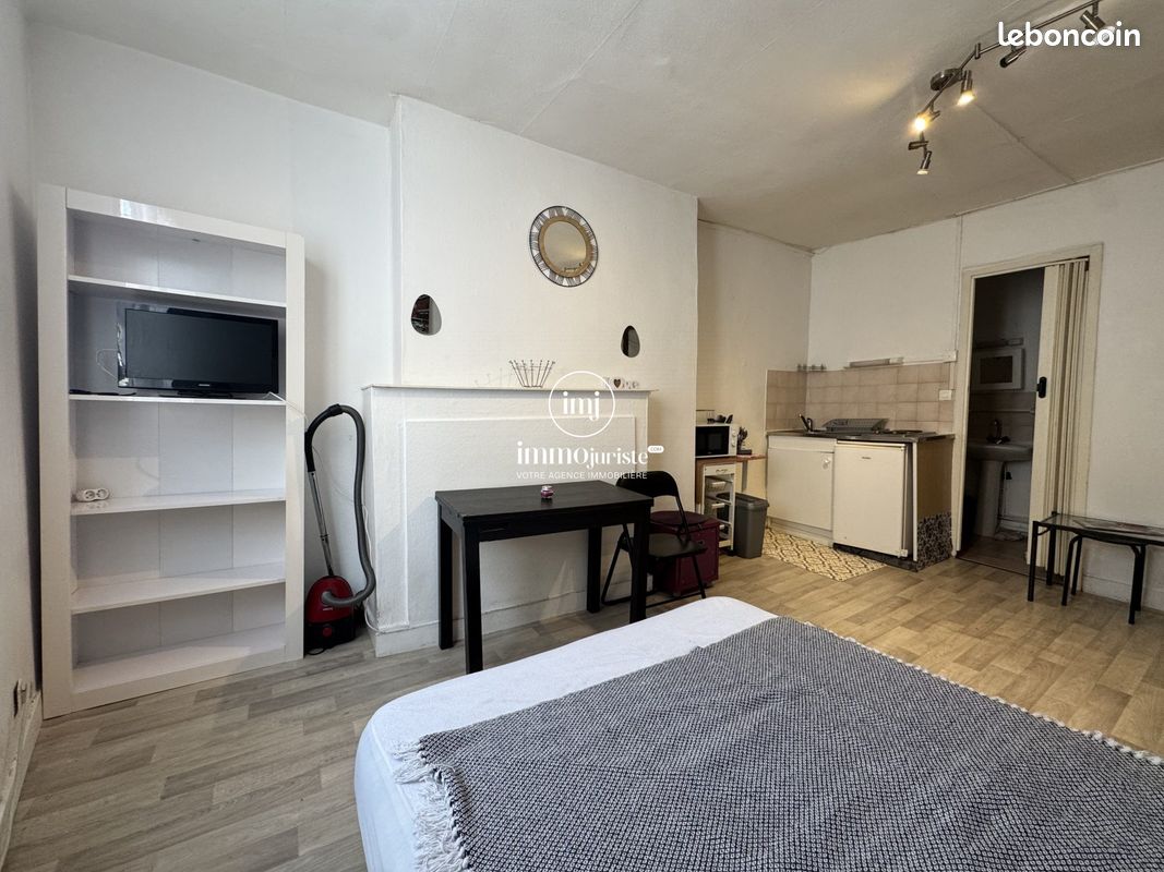 Appartement 1 pièce 22 m² · à Limoges · 22 m² · 350 €