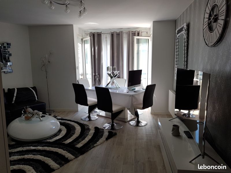 Appartement 3 pièces 67 m² · à Orléans · 67 m² · 715 €