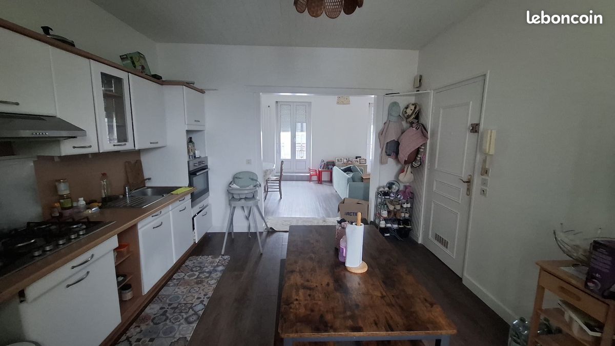 Appartement 4 pièces 74 m² · à Saint-Nazaire · 73,6 m² · 800 €/mois