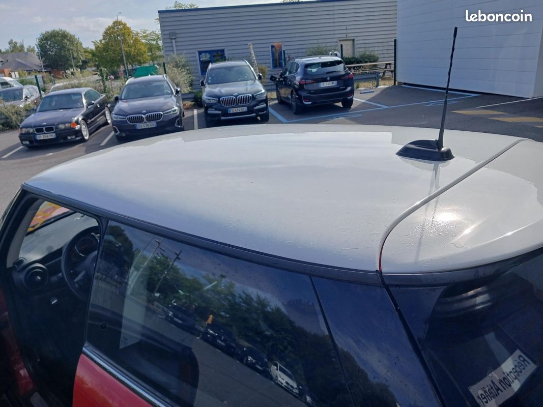 Mini (4) Cooper SD 170 ch (image 12)