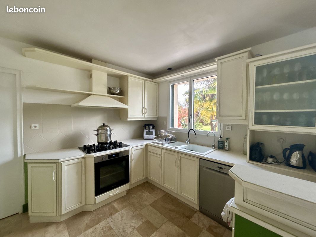 Maison 8 pièces 205 m² (image 8)