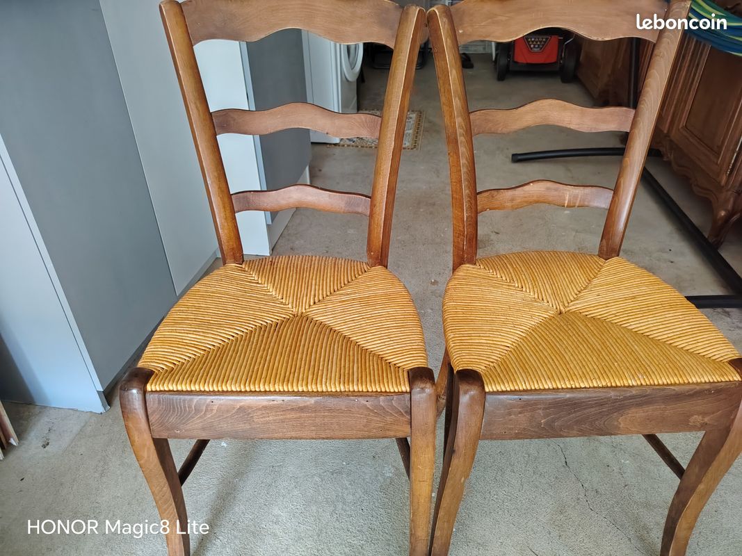 Lot de chaises (image 2)