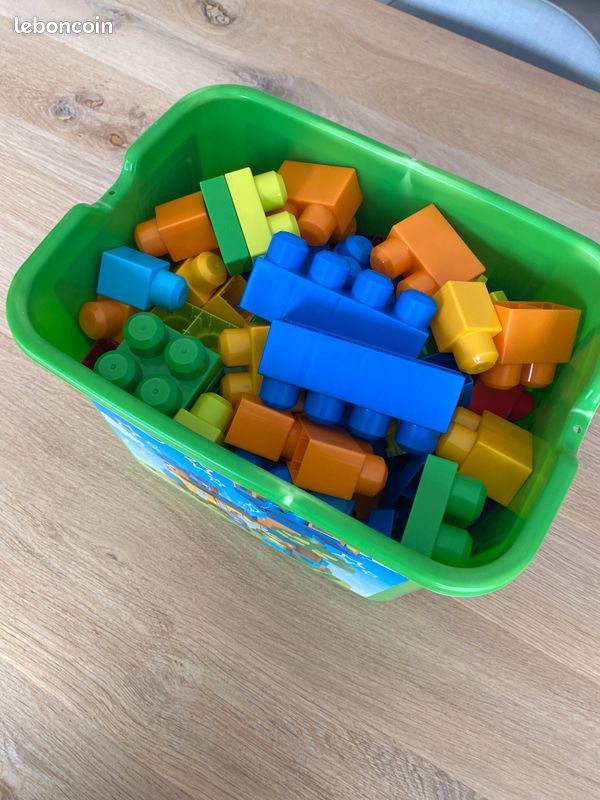 Mega block (image 2)