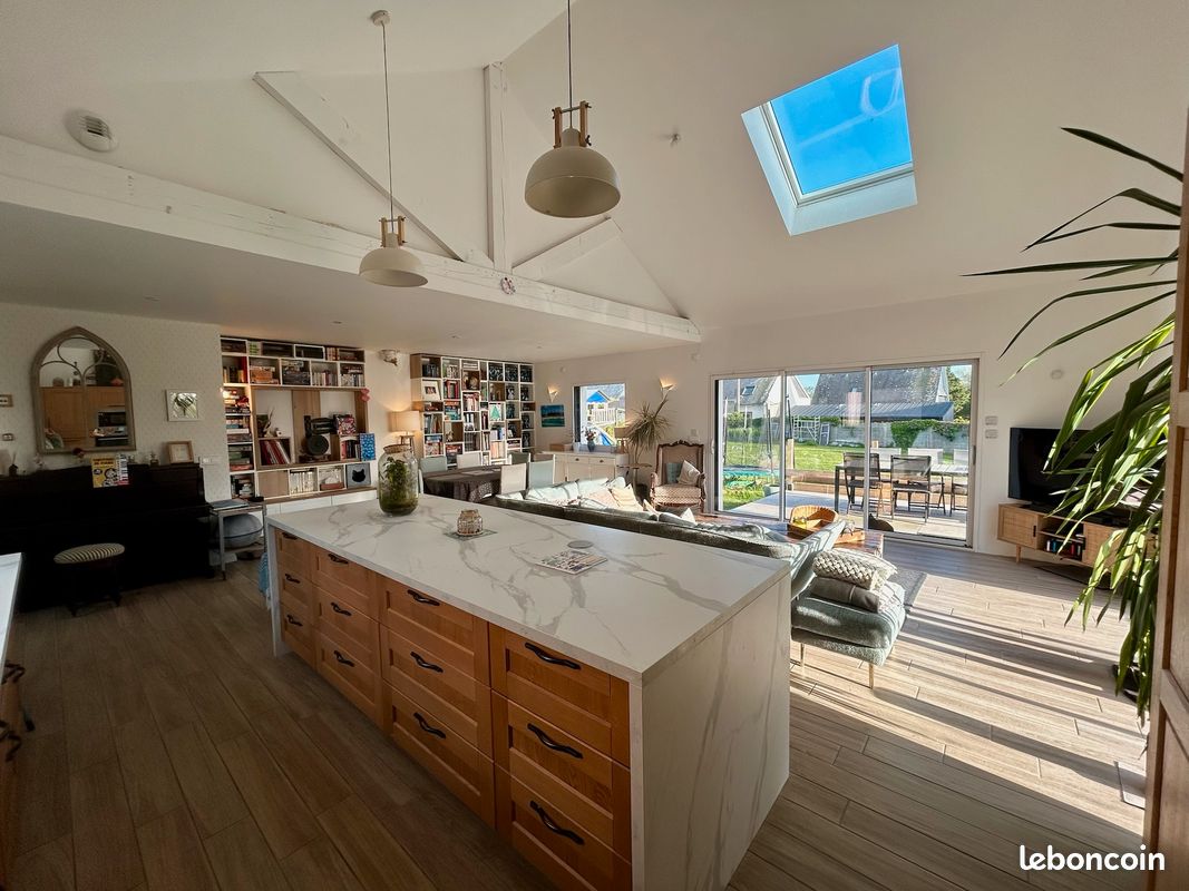 Maison 8 pièces 223 m² · à Penmarch · 223 m² · 754 000 €