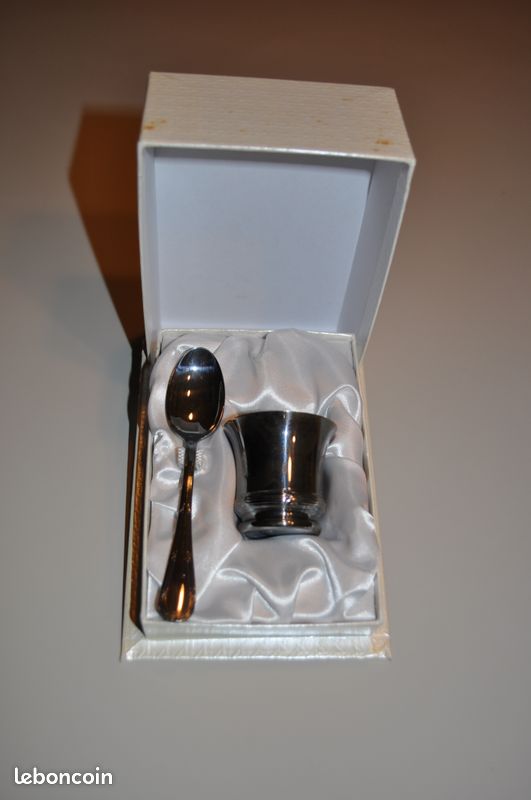 Coffret 2 pièces baptême/naissance orfèvrerie (image 1)