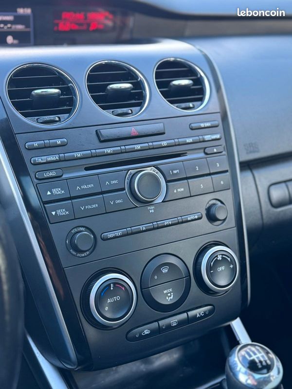 Mazda CX-7 2.2 L MZR-CD / ELEGANCE / (image 15)
